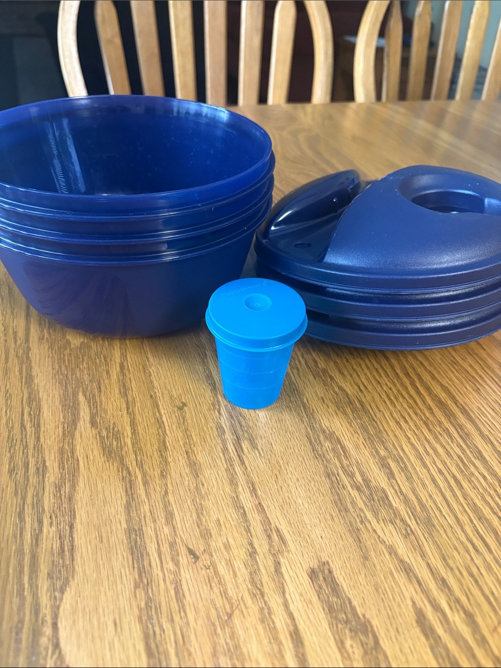 Genuine Tupperware set of 3 bowls, lids and dressing container bowl set